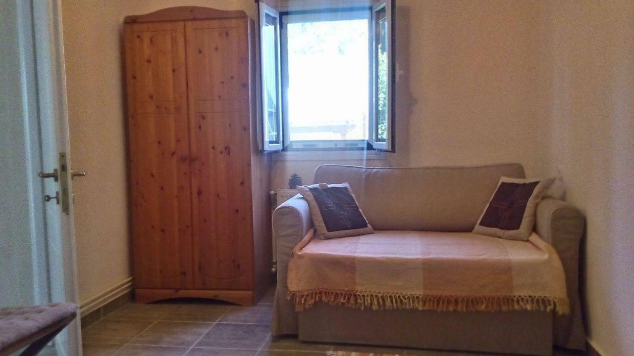 Bed and Breakfast Kostas Walkers Point Dafnata Екстер'єр фото