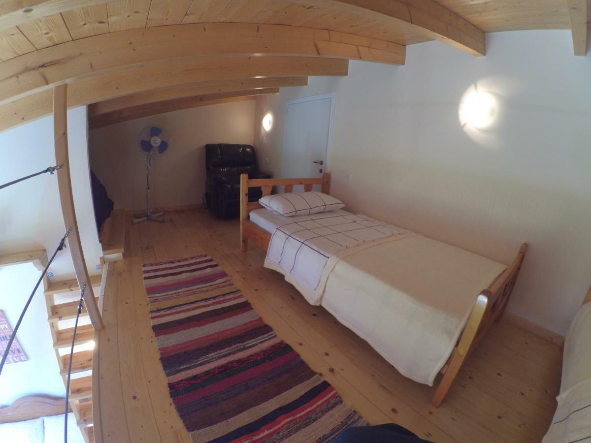 Bed and Breakfast Kostas Walkers Point Dafnata Екстер'єр фото